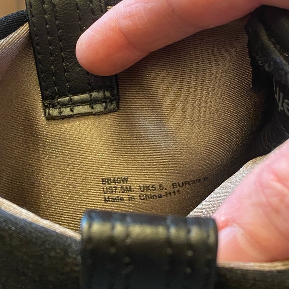 Aetrex Sleek Black Berries Boot. US size 7.5M. Supportive. Like new! Leather. - Picture 5 of 5